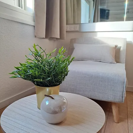 Apartment Neuf A Carquefou, Proche Nantes *